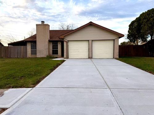 16354 Villaret Dr, Houston, TX, 77083-2115 | Card Image