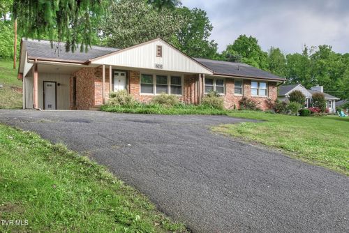 416 Ridgefields Rd, Kingsport, TN, 37660-3437 | Card Image