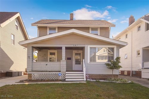 2083 Chesterland Ave, Lakewood, OH, 44107-6107 | Card Image