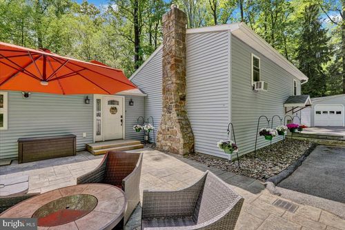 20 Erhardt Rd, FLEETWOOD, PA, 19522-8960 | Card Image