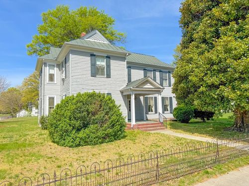 410 Brunswick Ave, Blackstone, VA, 23824-2034 | Card Image