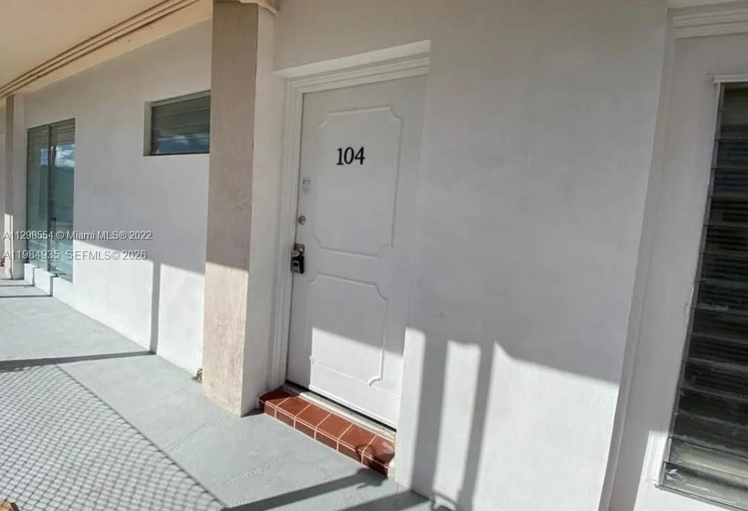Residential Lease in North Miami Beach 2