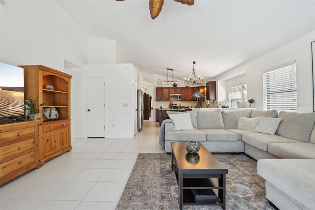 1120 Parker Canal Ct, House other with 4 bedrooms, 2 bathrooms and null parking in OVIEDO FL | Image 20