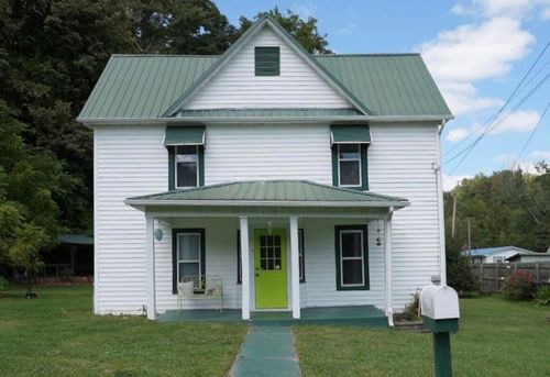 533 Docie St, Damascus, VA, 24236-1110 | Card Image