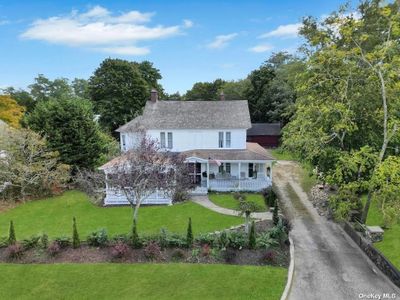 430 Montauk Hwy, House other with 5 bedrooms, 3 bathrooms and null parking in East Moriches NY | Image 3