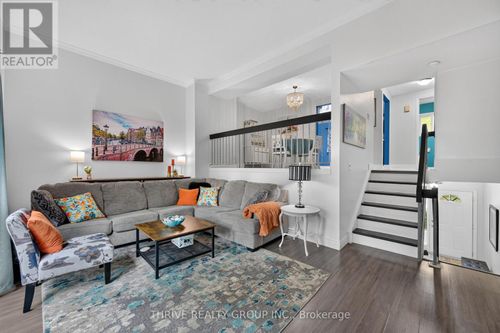 34-300 Sandringham Cres, London, ON, N6C5B4 | Card Image
