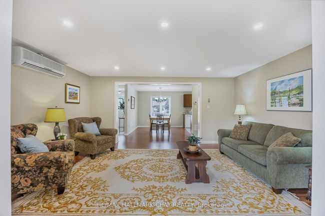 3 Pinetree Crt, House other with 2 bedrooms, 2 bathrooms and 2 parking in New Tecumseth ON | Image 14
