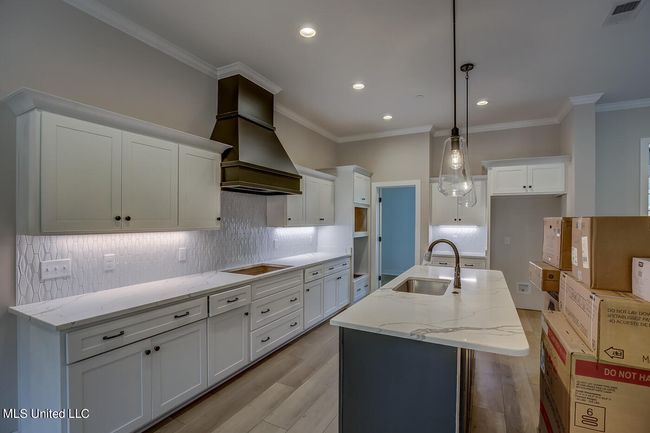 Kitchen | Image 5