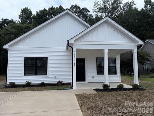 5201 Park Place Dr, Dallas, NC, 28034-1587 | Card Image