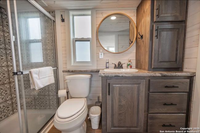 193 - 5386 Ranch Road 1376, House other with 2 bedrooms, 1 bathrooms and null parking in Fredericksburg TX | Image 17