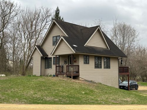 8560 N Hales Corner Rd, STILLMAN VALLEY, IL, 61084-9722 | Card Image