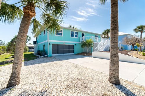 9230 Pine Cove Dr, ENGLEWOOD, FL, 34224-8927 | Card Image