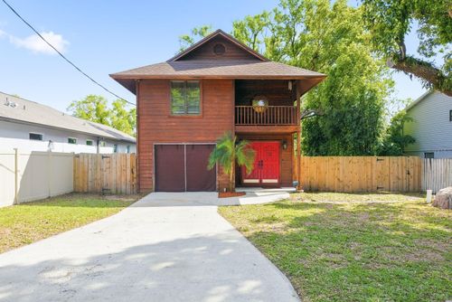 2204 Howard Ln, TAMPA, FL, 33612-3915 | Card Image