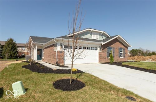 7370 Broadview Ln, Mccordsville, IN, 46055-9828 | Card Image