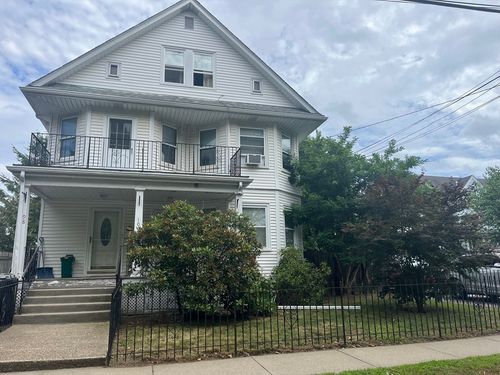 2-98 Dexter Ave, Watertown, MA, 02472-4230 | Card Image