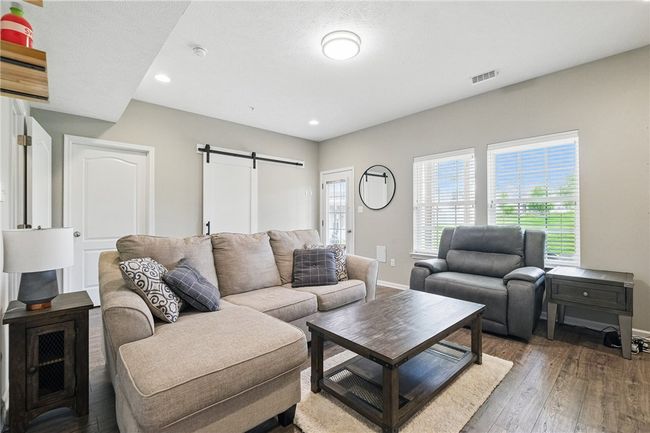 228 Eagle Dr, Townhouse with 3 bedrooms, 3 bathrooms and 2 parking in Cranberry Twp PA | Image 25