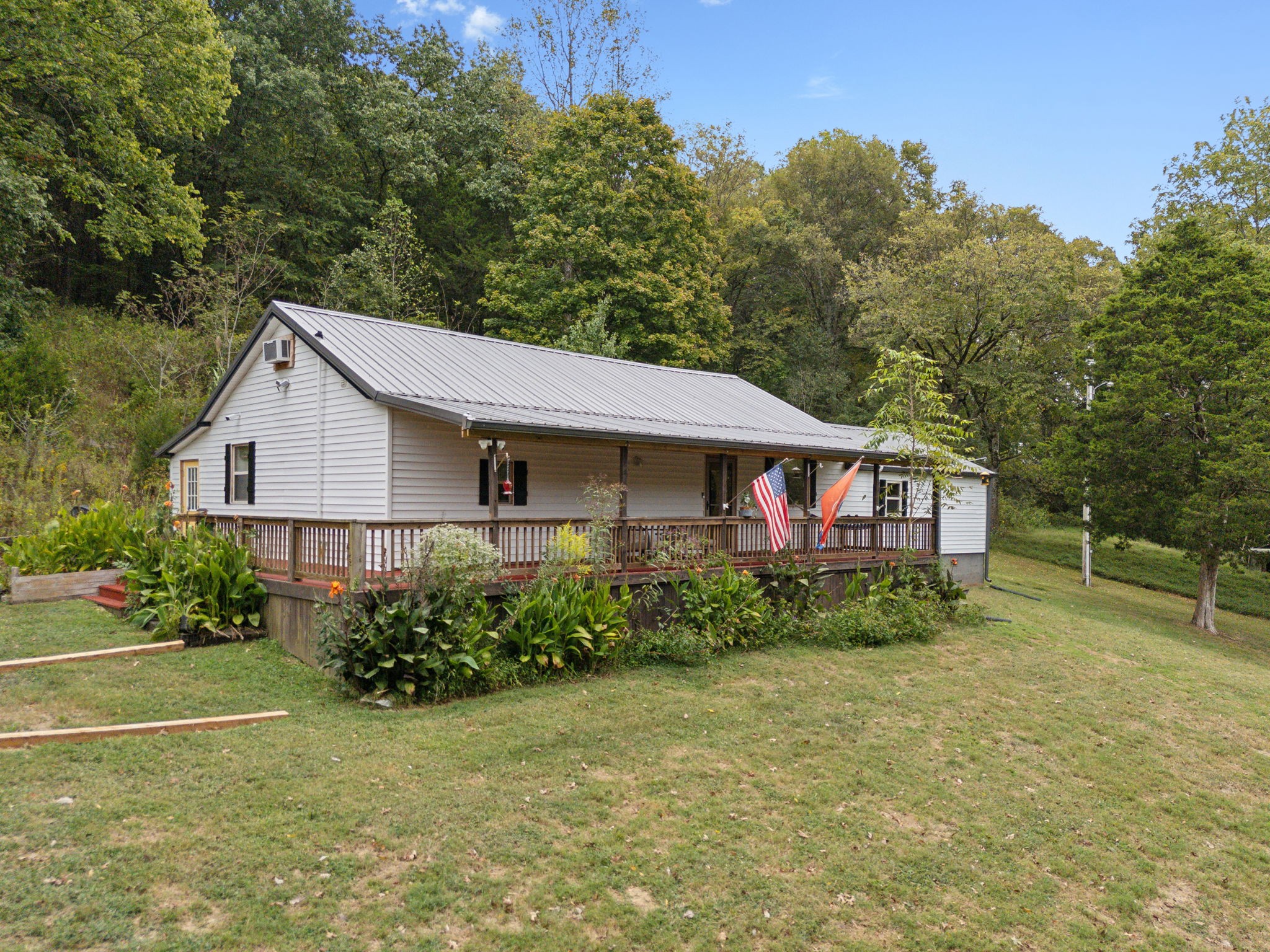 Dyer Branch Rd, Gordonsville, TN 38563