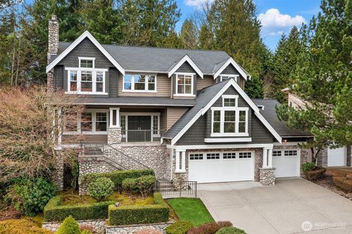 6591 156th Ave Se, Bellevue, WA, 98006-5407 | Card Image