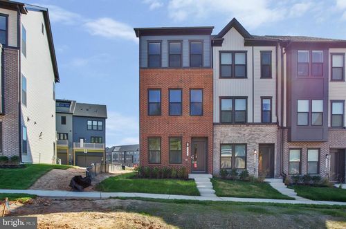 244 Mainstream Dr, LAUREL, MD, 20724-0004 | Card Image