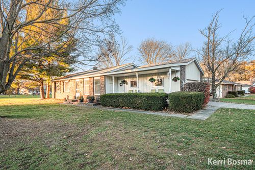 7836 Elbow Dr, Jenison, MI, 49428-8504 | Card Image