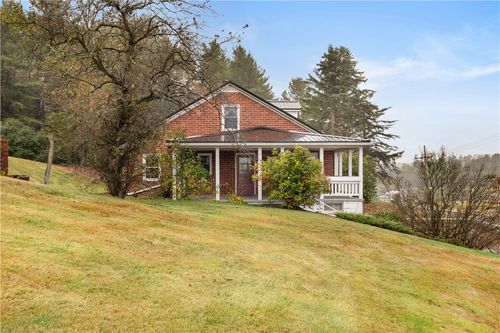 3781 Glades Pike, Somerset, PA, 15501-8072 | Card Image