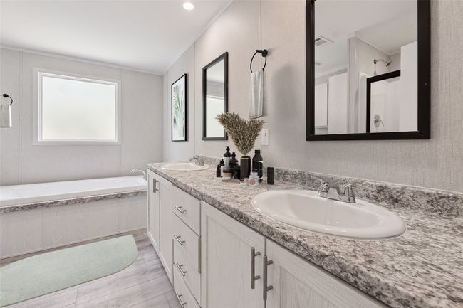 855 Roosevelt Rd, House other with 4 bedrooms, 2 bathrooms and null parking in Luling TX | Image 7