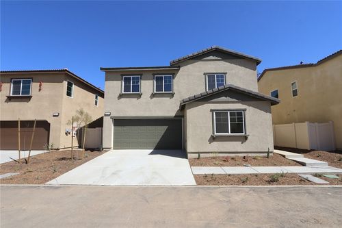 2212 Linden Ln, Banning, CA, 92220-7251 | Card Image