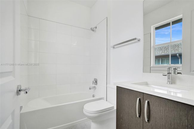 63 Nw 4 Th Ave, Townhouse with 3 bedrooms, 4 bathrooms and null parking in Delray Beach FL | Image 57