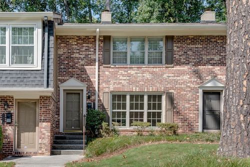 2474 Northlake Ct Ne, Atlanta, GA, 30345-2226 | Card Image