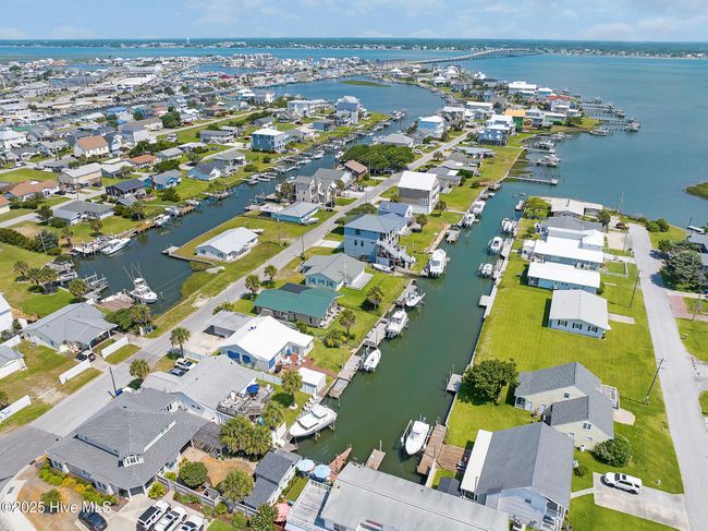 104 Bay View Blvd, House other with 3 bedrooms, 3 bathrooms and 1 parking in Atlantic Beach NC | Image 49