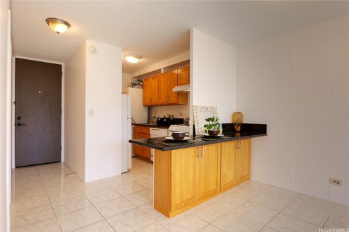 apt-404-435 Seaside Ave, Honolulu, HI, 96815-2609 | Card Image