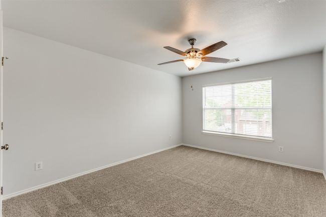 33 Verde Ranch Loop, Townhouse with 3 bedrooms, 3 bathrooms and 2 parking in Leander TX | Image 15