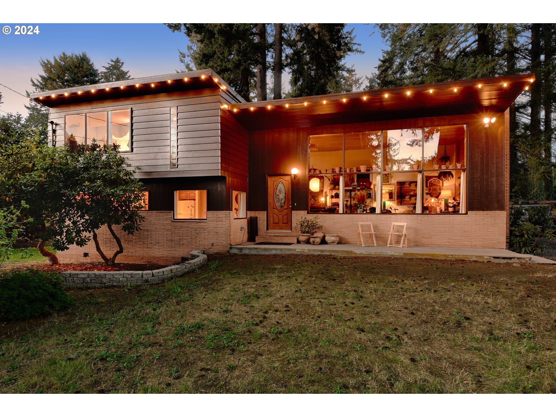 Claybourne St, Portland, OR 97236