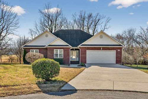 5568 Willow Oak Dr, Baxter, TN, 38544-3718 | Card Image