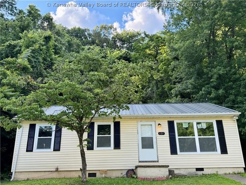 807 Dutch Hollow Rd, Dunbar, WV, 25064-1133 | Card Image