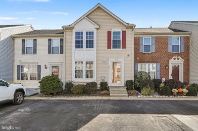 17 E Christina Place, Townhouse with 2 bedrooms, 3 bathrooms and null parking in NEWARK DE | Image 1