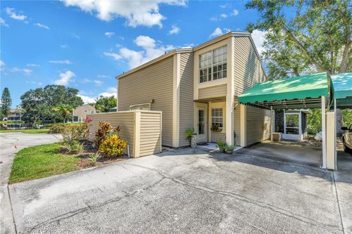 6905 Lake Place Ct, TAMPA, FL, 33634-1046 | Card Image