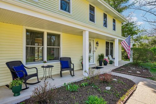 S74W32610 Twin Oaks Court, Mukwonago, WI, 53149 | Card Image