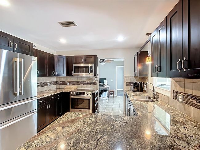 Kitchen 4 | Image 17