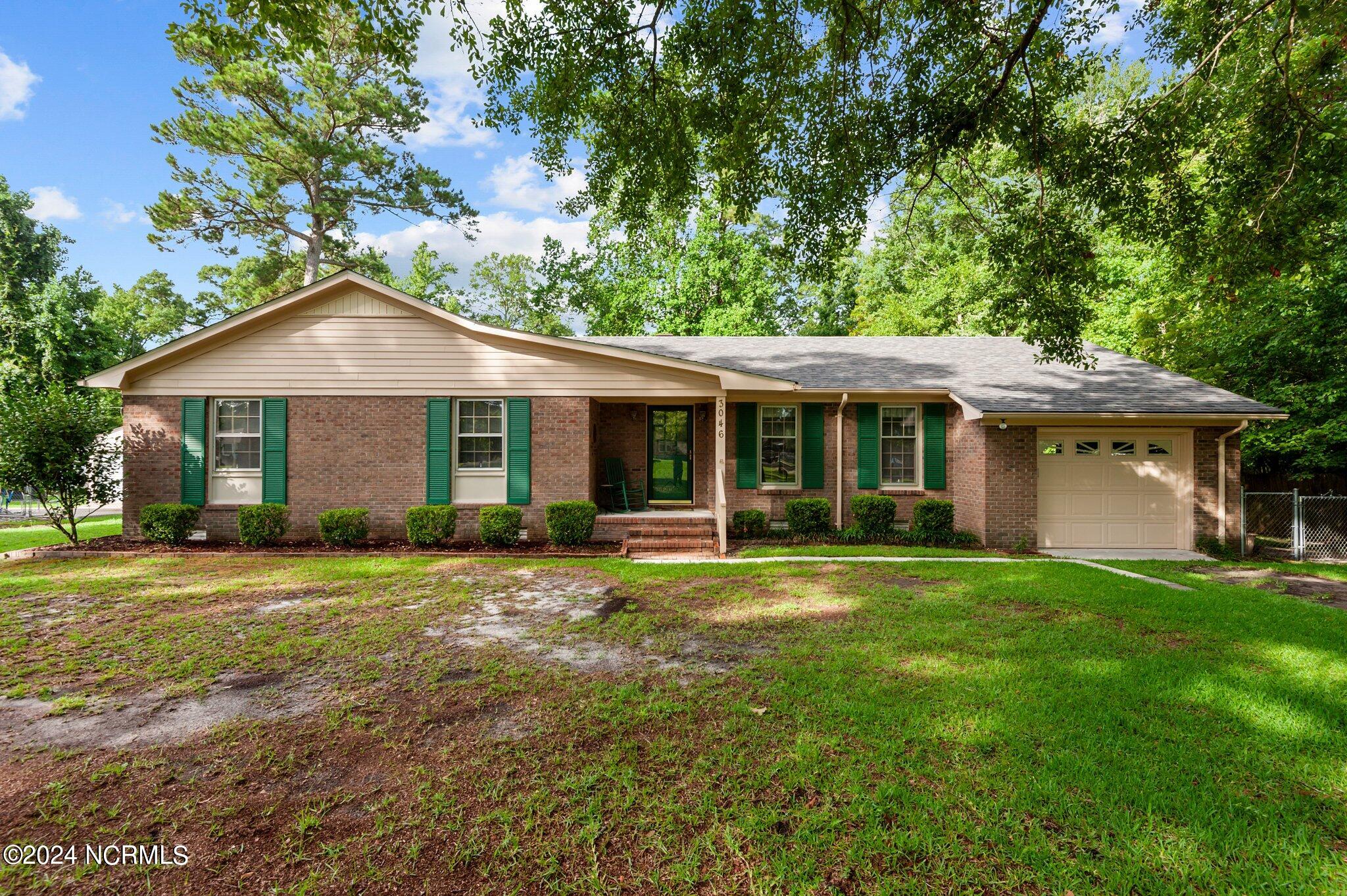 Red Fox Rd, Trent Woods, NC 28562