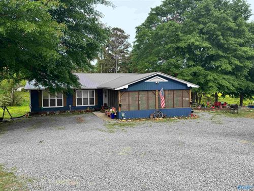 567 Liberty Dr, Arab, AL, 35016-2332 | Card Image