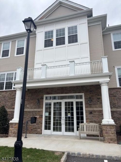 2205 Jockey Hollow Trl, SOMERSET, NJ, 08873-7555 | Card Image