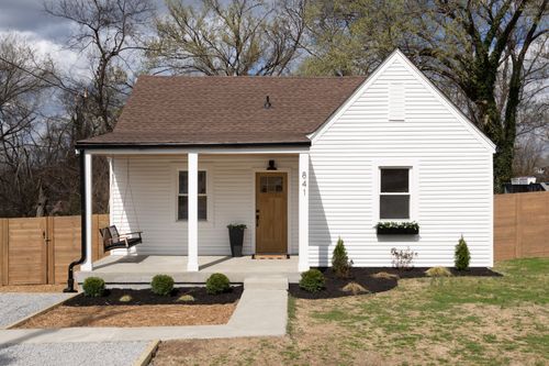 841 Seymour Ave, Nashville, TN, 37206-3450 | Card Image