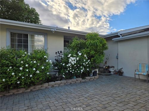 6601 Woodlake Ave, West Hills, CA, 91307-3421 | Card Image