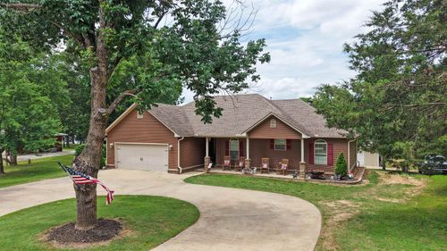706 Indianapolis Ave, Horseshoe Bend, AR, 72512-3901 | Card Image