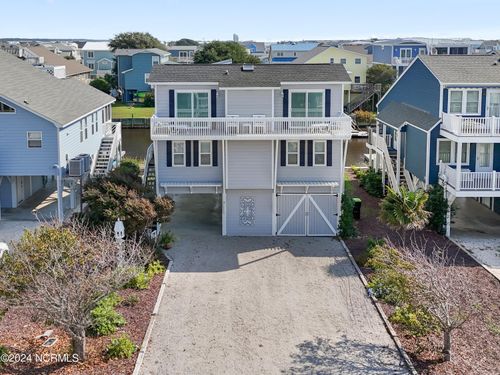 415 Sailfish St, Sunset Beach, NC, 28468-4097 | Card Image