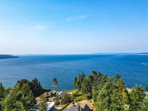 5688 Ne Twin Spits Rd, Hansville, WA, 98340-7770 | Card Image