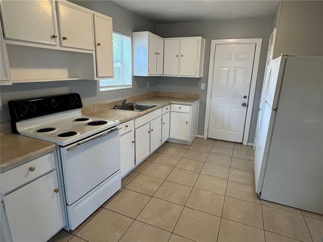 617 Choctaw Ave, House other with 3 bedrooms, 2 bathrooms and null parking in LAKELAND FL | Image 4