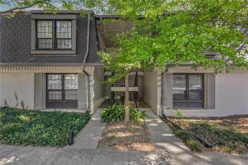 79 Adrian Pl Nw, Atlanta, GA, 30327-4028 | Card Image