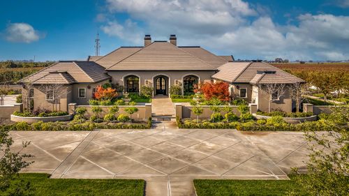 22215 N Devries Rd, Lodi, CA, 95242-9474 | Card Image